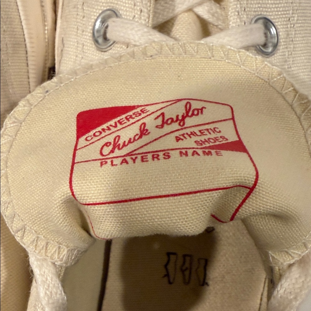 Comme des Garcons PLAY men’s Cream and Red Sneakers - Picture 7 of 12